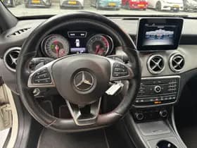 Mercedes-benz Gla thumbnail 3