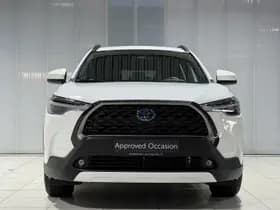 Toyota Corolla-cross thumbnail 3