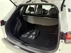 Toyota Corolla-cross thumbnail 28