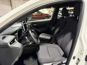 Toyota Corolla-cross thumbnail 52