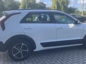 Kia Niro thumbnail 2