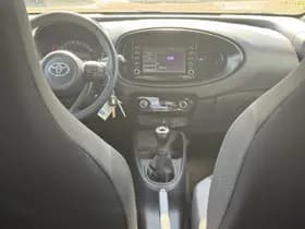 Toyota Aygo thumbnail 12