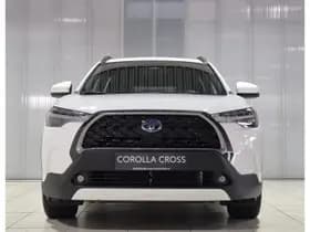 Toyota Corolla-cross thumbnail 6