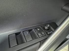 Toyota Corolla-cross thumbnail 72