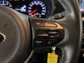 Kia Picanto thumbnail 11