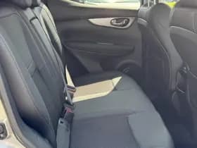 Nissan Qashqai thumbnail 43