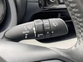 Toyota Yaris thumbnail 31