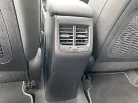 Toyota Yaris thumbnail 93