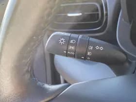 Toyota Yaris thumbnail 21