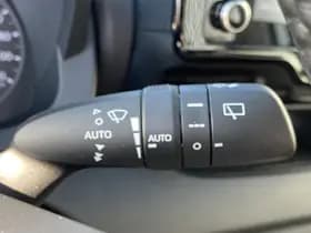 Toyota Yaris thumbnail 24