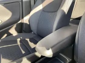 Toyota Yaris thumbnail 30