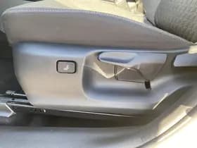 Toyota Yaris thumbnail 59