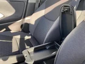 Toyota Yaris thumbnail 74