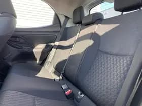 Toyota Yaris thumbnail 77