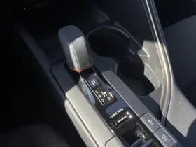 Toyota C-hr thumbnail 36