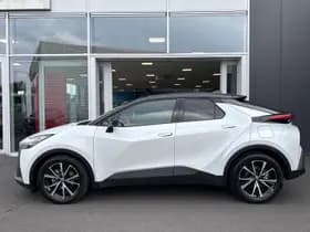Toyota C-hr thumbnail 4
