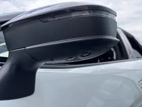 Toyota C-hr thumbnail 31