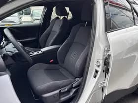 Toyota C-hr thumbnail 44