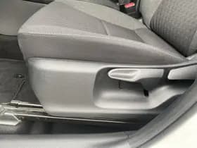 Toyota Yaris thumbnail 19