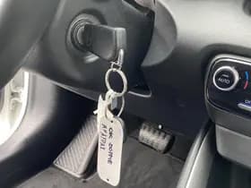 Toyota Yaris thumbnail 30