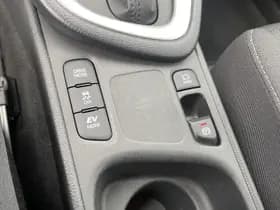 Toyota Yaris thumbnail 33