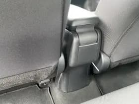 Toyota Yaris thumbnail 43