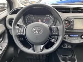 Toyota Yaris thumbnail 24
