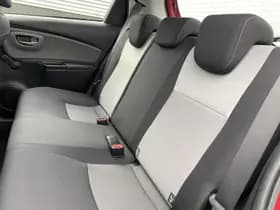 Toyota Yaris thumbnail 37
