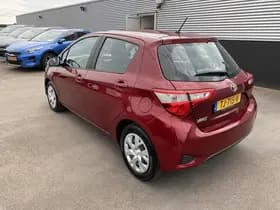 Toyota Yaris thumbnail 48