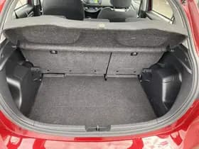 Toyota Yaris thumbnail 51