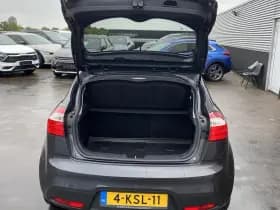 Kia Rio thumbnail 7