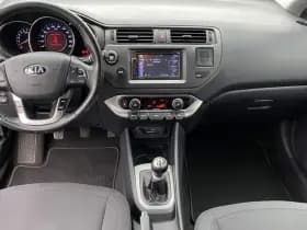Kia Rio thumbnail 63