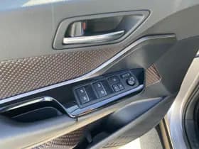 Toyota C-hr thumbnail 23