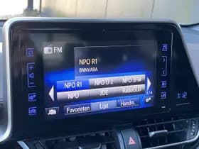 Toyota C-hr thumbnail 37