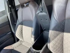 Toyota C-hr thumbnail 46