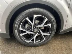 Toyota C-hr thumbnail 15