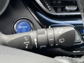 Toyota C-hr thumbnail 30