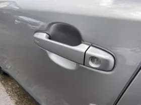 Toyota C-hr thumbnail 64