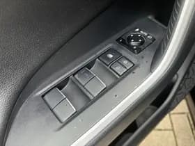 Toyota Rav4 thumbnail 28