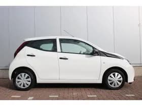 Toyota Aygo thumbnail 12