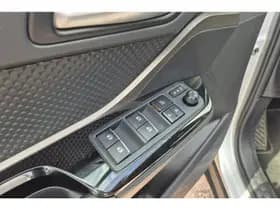 Toyota C-hr thumbnail 13