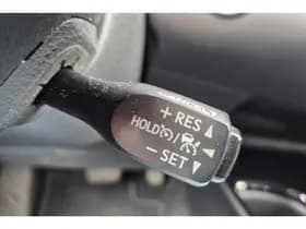 Toyota C-hr thumbnail 25