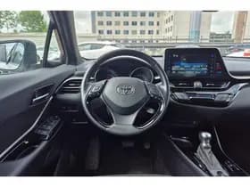 Toyota C-hr thumbnail 43