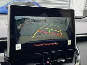 Toyota Corolla-cross thumbnail 11