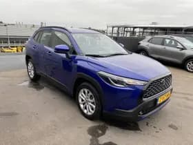 Toyota Corolla-cross thumbnail 14