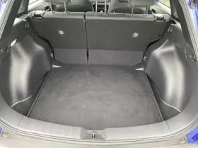 Toyota Corolla-cross thumbnail 17