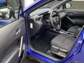 Toyota Corolla-cross thumbnail 20