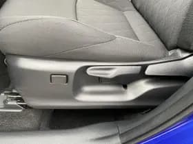 Toyota Corolla-cross thumbnail 22