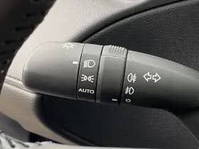 Toyota Corolla-cross thumbnail 28