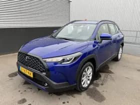 Toyota Corolla-cross thumbnail 4